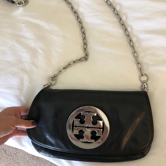 Tory Burch Handbags - Tory Burch Amanda Crossbody Black